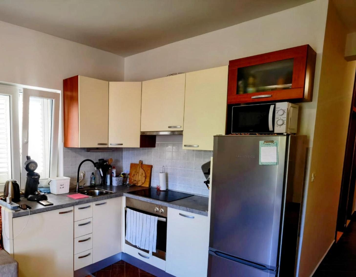 Apartment Eny Baška Voda Dış mekan fotoğraf