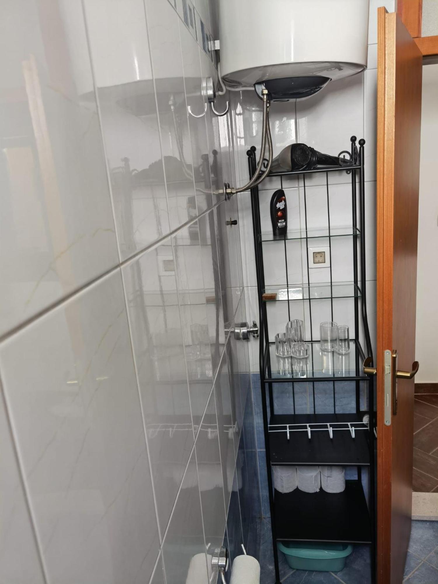 Apartment Eny Baška Voda Dış mekan fotoğraf